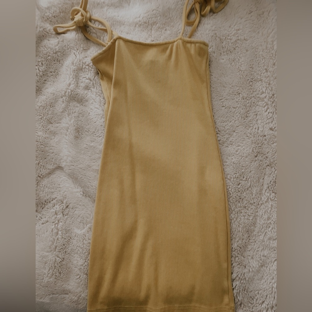 yellow body con dress